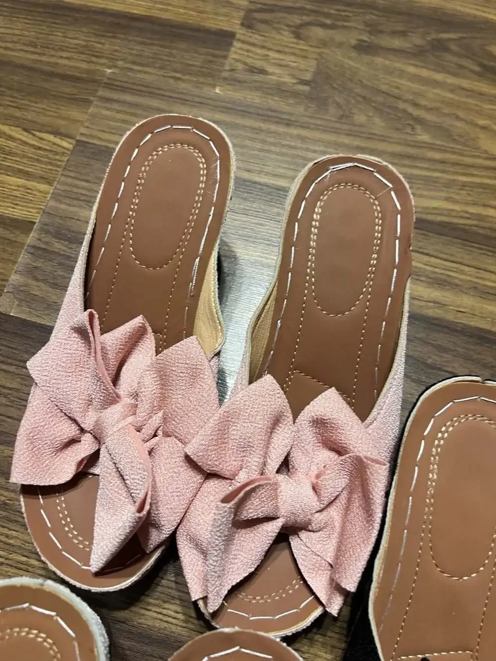 Lot of 3 Pairs Women's Bowknot Embellished Wedge Slide Sandals in Pink, Black, a